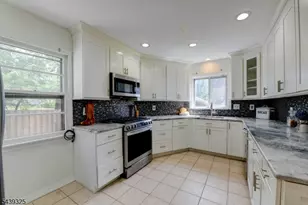 15 Winding Way, West Orange Township, NJ 07052 - Photo 8