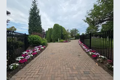 58 Buchanon Ct, West Orange Township, NJ 07052 - Photo 20