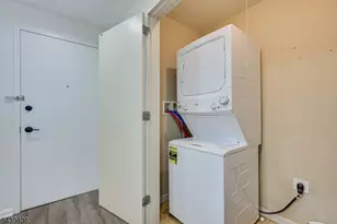 1 Carriage City Plz, Rahway, NJ 07065 - Photo 14