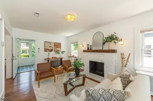 35 Howe Ave, Montclair, NJ 07042 - Photo 10