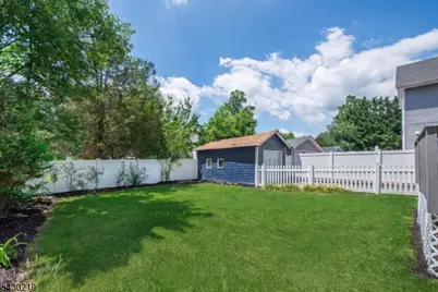 35 Howe Ave, Montclair, NJ 07042 - Photo 48