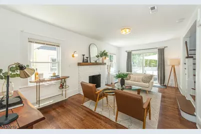 35 Howe Ave, Montclair, NJ 07042 - Photo 8