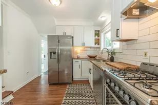 35 Howe Ave, Montclair, NJ 07042 - Photo 20