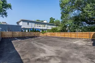 26 Washington St, Montclair, NJ 07042 - Photo 14