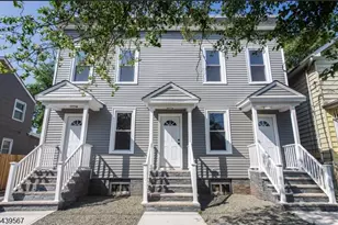 26 Washington St, Montclair, NJ 07042 - Photo 2