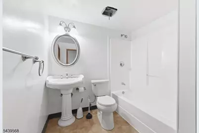 52 Adams Ter, Clifton, NJ 07013 - Photo 30