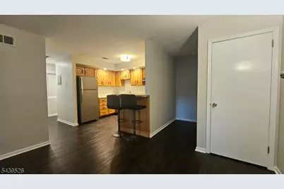 105 Newark Pompton Tpke #13, Pequannock Township, NJ 07440 - Photo 8
