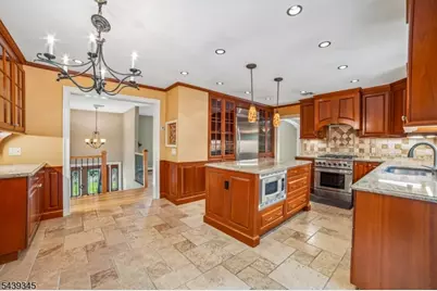 87 Reinman Rd, Warren Township, NJ 07059 - Photo 10