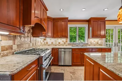 87 Reinman Rd, Warren Township, NJ 07059 - Photo 12