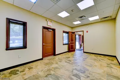 148 Hamburg Tpke, Bloomingdale, NJ 07403 - Photo 10