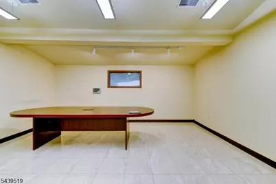 148 Hamburg Tpke, Bloomingdale, NJ 07403 - Photo 6