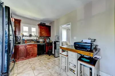 148 Hamburg Tpke, Bloomingdale, NJ 07403 - Photo 12