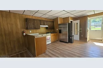 101A Kings Hwy, Roxbury Township, NJ 07850 - Photo 6