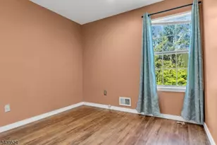 19 Amethyst Way, Franklin Township, NJ 08823 - Photo 22