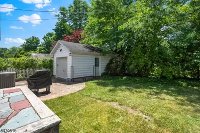 30 Lorraine St, Glen Ridge, NJ 07028 - Photo 42