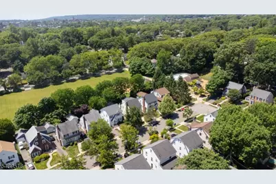 30 Lorraine St, Glen Ridge, NJ 07028 - Photo 44