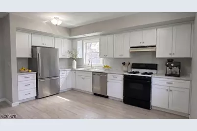 155 Prescott Ave, Hawthorne, NJ 07506 - Photo 4