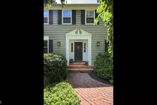 35 Rolling Hill Rd, Bernardsville, NJ 07924 - Photo 2