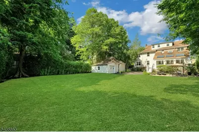 89 Beechwood Rd, Summit, NJ 07901 - Photo 36