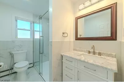 42 York Drive, Edison Twp., NJ 08817 - Photo 24