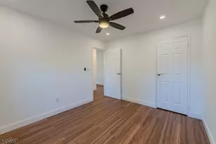 42 York Dr, Edison Twp., NJ 08817 - Photo 16
