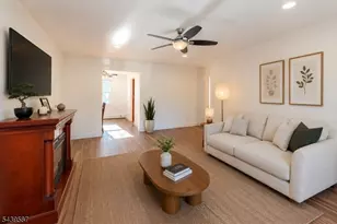 42 York Dr, Edison Twp., NJ 08817 - Photo 6