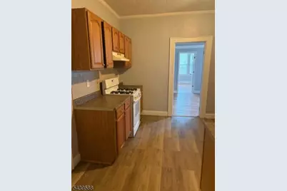 121 Smith St, Newark, NJ 07106 - Photo 4