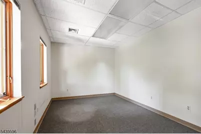 15 Rockland Ter, Verona, NJ 07044 - Photo 4