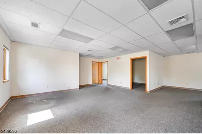 15 Rockland Ter, Verona, NJ 07044 - Photo 8