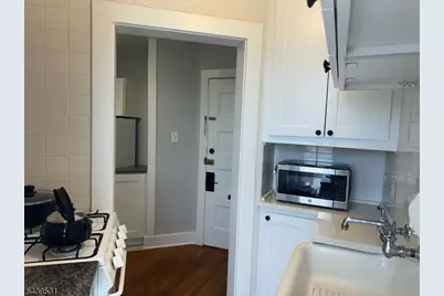 39 N Mountain Ave #9, Montclair, NJ 07042 - Photo 18