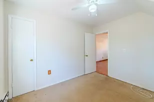 93 Fox Rd, Edison Twp., NJ 08817 - Photo 14