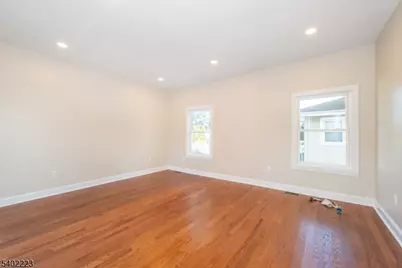 50 Grand Ave, Ridgefield, NJ 07660 - Photo 24