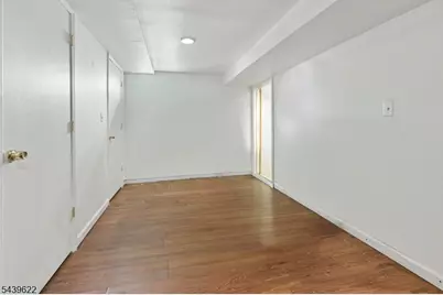 68 16th Ave, Elmwood Park, NJ 07407 - Photo 32