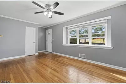 68 16th Ave, Elmwood Park, NJ 07407 - Photo 20