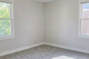 126 Vassar Ave, Newark, NJ 07112 - Photo 6