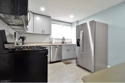 17 Brown St, Nutley, NJ 07110 - Photo 12