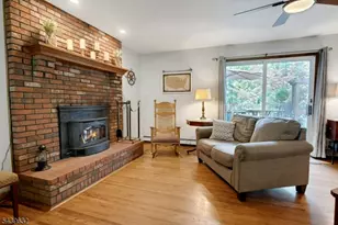 20 Lark Ln, Jefferson Township, NJ 07438 - Photo 10