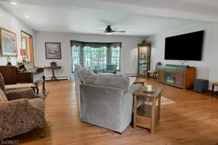 20 Lark Ln, Jefferson Township, NJ 07438 - Photo 4