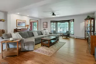 20 Lark Ln, Jefferson Township, NJ 07438 - Photo 2