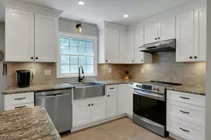 20 Lark Ln, Jefferson Township, NJ 07438 - Photo 16