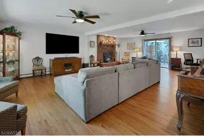 20 Lark Ln, Jefferson Township, NJ 07438 - Photo 10