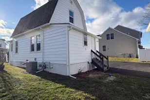 4 Whitehouse Ave, Readington, NJ 08889 - Photo 14