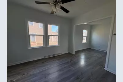 4 Whitehouse Ave, Readington, NJ 08889 - Photo 10