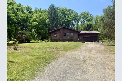 17 Butternut Dr, Vernon, NJ 07462 - Photo 1