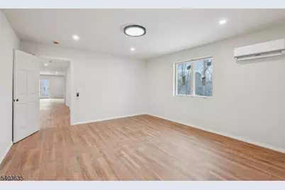 109 Monmouth Ave, Wayne, NJ 07470 - Photo 14