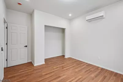 109 Monmouth Ave, Wayne, NJ 07470 - Photo 12