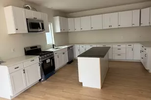 109 Monmouth Ave, Wayne, NJ 07470 - Photo 6