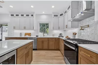 6 Short Hill Road, Clifton, NJ 07012 - Photo 8