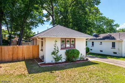 144 Baker St, Dover, NJ 07801 - Photo 2