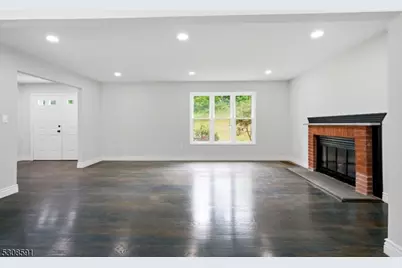 20 Cleacene Ave, Mount Olive, NJ 07828 - Photo 10